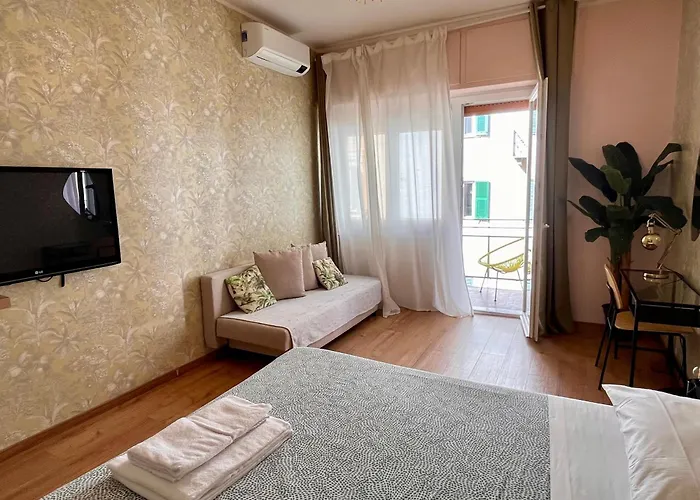 Cinque Terre Chill *