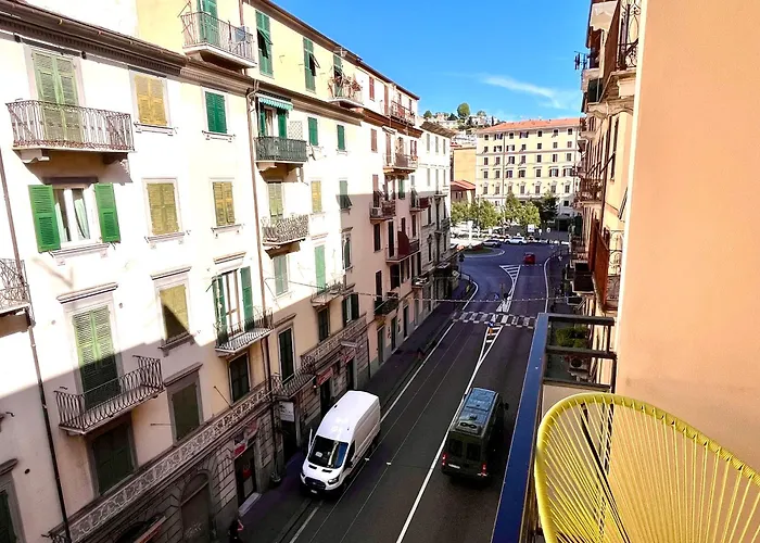 Cinque Terre Chill Apartment La Spezia